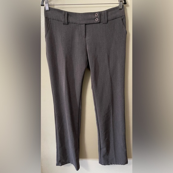 Fashion Exit Women’s Slant Pockets Gray Slacks, size Medium - Picture 1 of 4